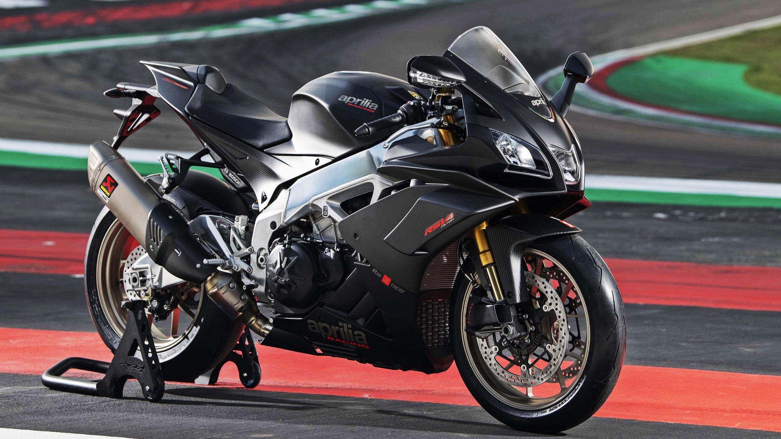 _云端瑜伽：虚拟空间中的心灵静修_，云端 休闲