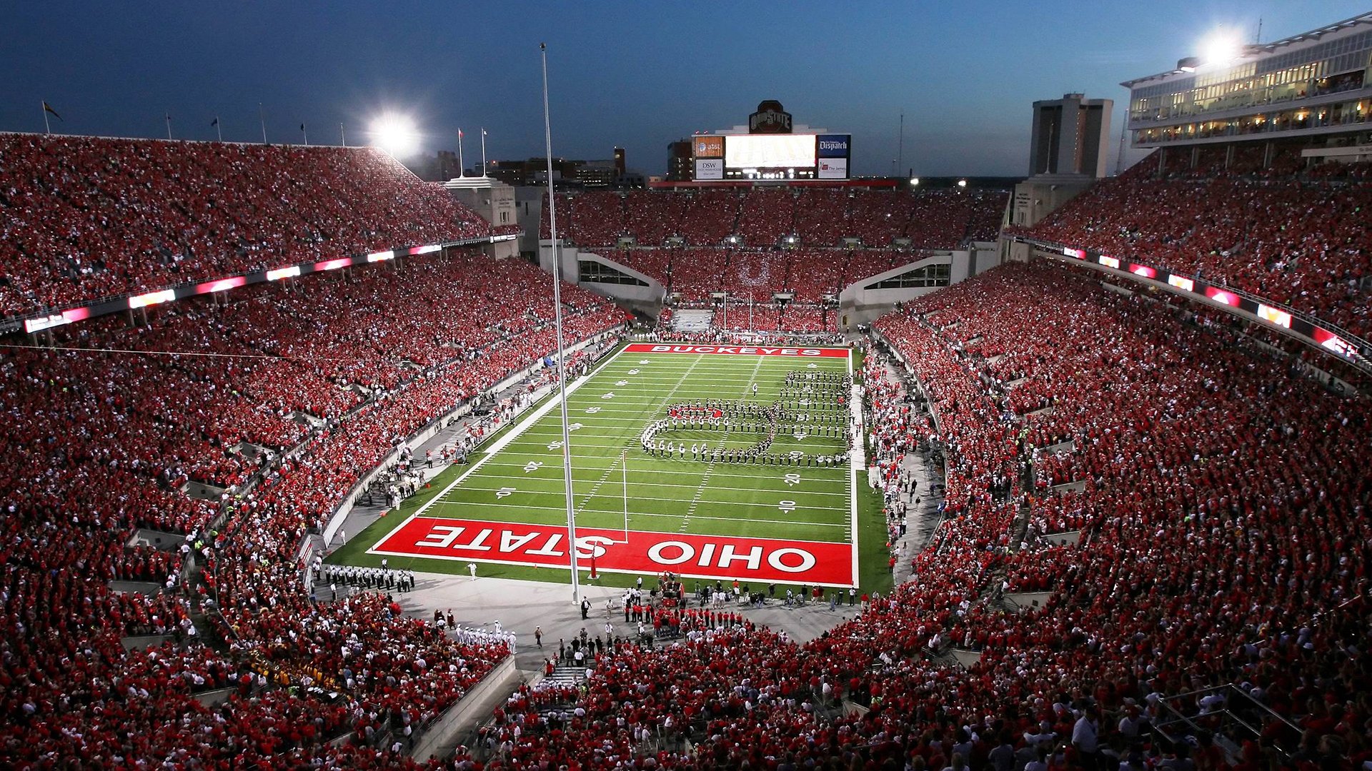 美国女篮在奥运会决赛中击退强敌，成功卫冕